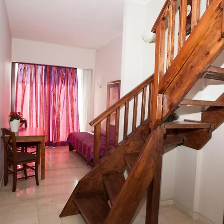 Eleonora Aparthotel